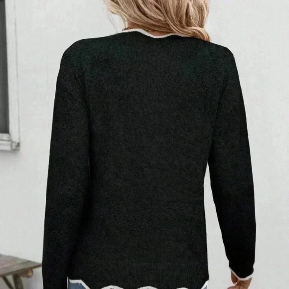 Black Casual Women's Color Block V-Neck Long Sleeve Loose Sweater - Picture 2 of 6